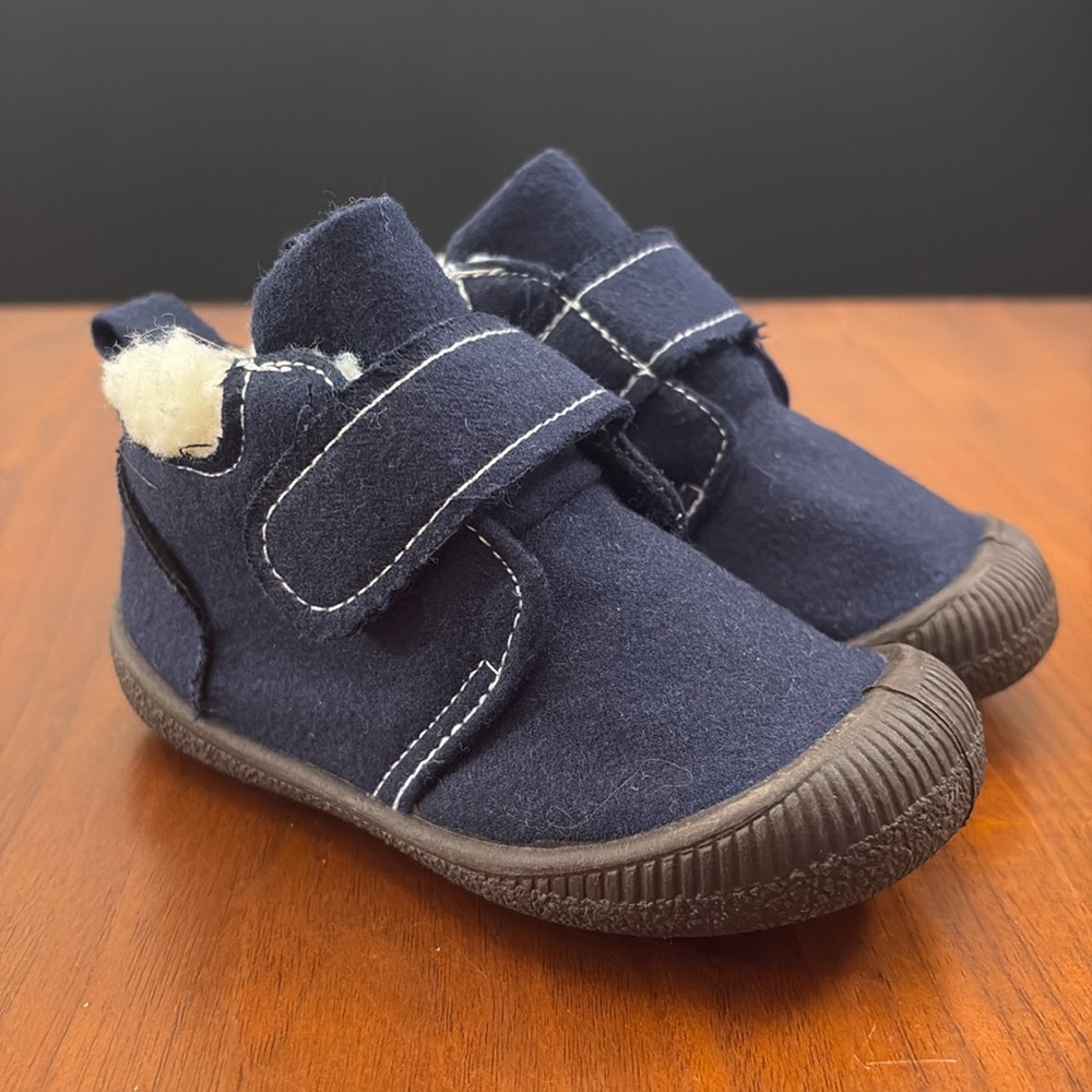 New First Steps by Stepping Stones Scottie Baby Pre Walk Walking Shoes Size 5